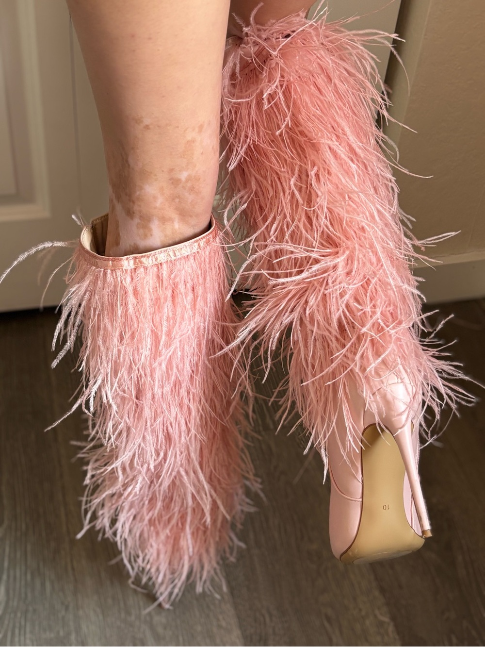 Pink Feather Knee-High Stiletto Boots - Picture 4 of 4